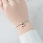 Borospoharak ezüst függő charm