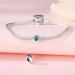 Nagy kék pillangós ezüst spacer charm