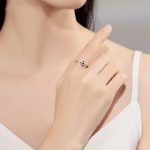 Meret-nelkuli-szines-koves-pillangos-ezust-gyuru