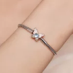 Pillangó kapcsos karkötő 19 cm hosszú