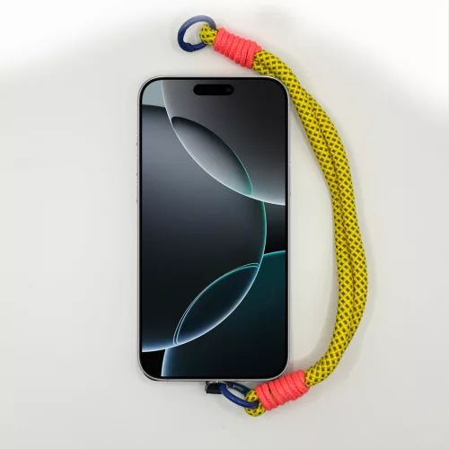 Citromsárga és Korall Rövid Telefonpánt Csuklóra Kék Karikával