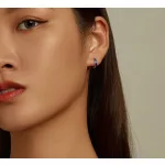 Kék kis karika bepattintós ezüst fülbevaló