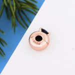 Rosegold-szinu-spacer-kek-szivvel-ezust-charm