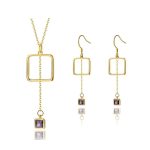 Négyzetes Harmónia - Ametiszt Lila Köves Aranyozott Ezüst Ékszerszett (Nyaklánc és Fülbevaló)
