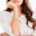 Csillogó Mancs Kapcsos Ezüst Karkötő - 19 cm