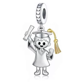Ezüstözött diplomás fiú charm