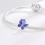 Ezüstözött pillangóraj charm