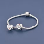 Ezüstözött Sister Forever szív charm