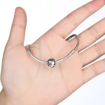 Hopehely-mintas-ezust-gomb-charm