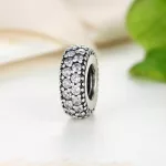 Csillogo-Pave-ezust-fuggo-charm