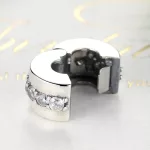 Elegans-Nyithato-ezust-charm-ko-berakasokkal