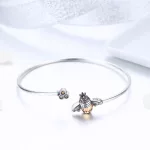 Méhecske mézzel ezüst karkötő 6,5 cm átmérő