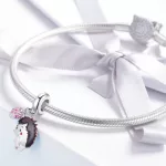Suni--koves-almaval-fuggo-charm