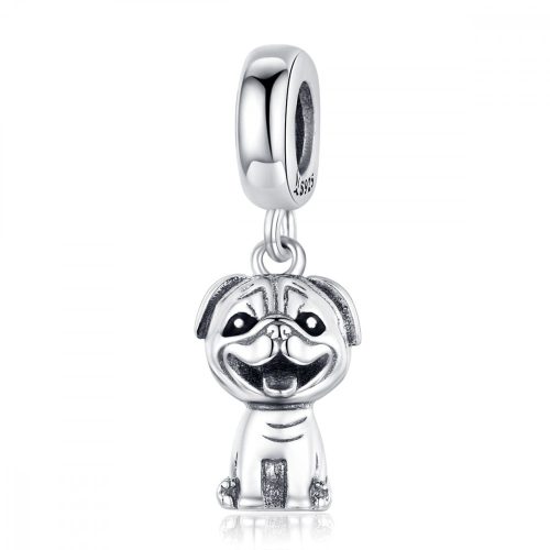 Ezust-neveto-mopsz-fuggo-charm