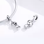 Ezust-neveto-mopsz-fuggo-charm