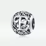 E-betu-diszes-gomb-ezust-charm