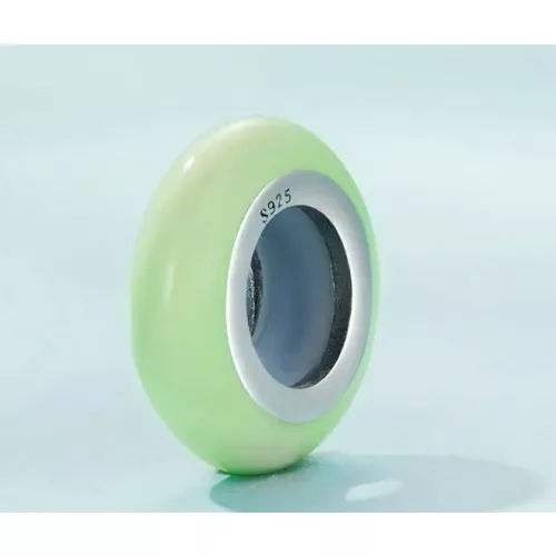 Minimalisan-egyszeru-ezust-spacer-charm