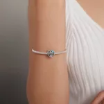 Indás virágos szív ezüst charm