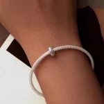 Királyi Liliom ezüst charm