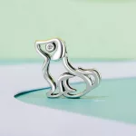 Hűséges Kísérő Ezüst Áttört Kutyus Charm