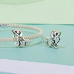 Hűséges Kísérő Ezüst Áttört Kutyus Charm