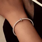 Éjféli Ragyogás ezüst stopper charm