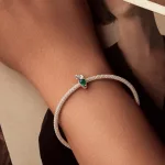 Május Zöld köves Smaragd Liliom Szíve ezüst charm