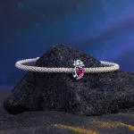 Július Magenta piros köves Lótusz Szíve ezüst charm