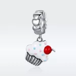 Cupcake függő charm – cukormázas muffin cseresznyével