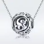 S-Betu-Koves-diszer-ezust-gomb-charm