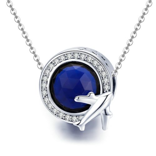 Sotetkek-koves-repulos-ezust-charm