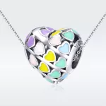 Szines-szivekkel-diszitett-sziv-alaku-ezust-charm