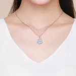 Hopihe-ezust-fuggo-charm