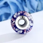 Lila-alapon-rozsaszin-viragos-ezust,-uveg-charm