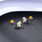 Fele kék fele színtelen pillangó ezüst fülbevaló