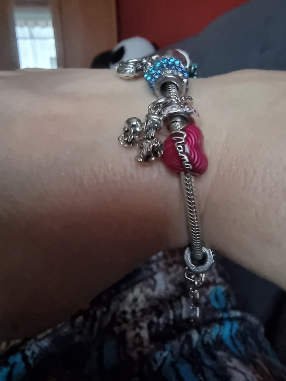 Mama szív alakú ezüst charm
